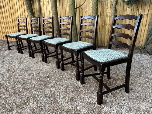 Vintage carved oak - , back